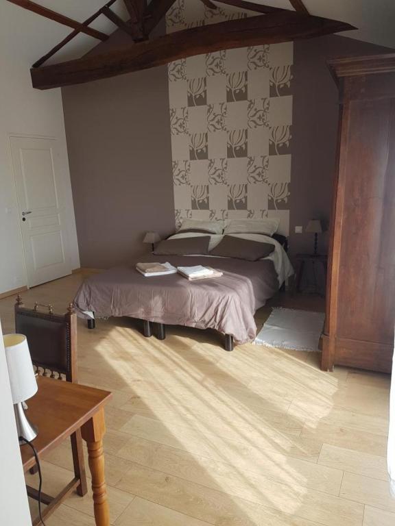Bed and Breakfast Le Domaine De Bellevue Tanzac Экстерьер фото